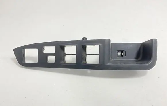Mitsubishi Outlander Front door window switch trim 3H45X SPC02713