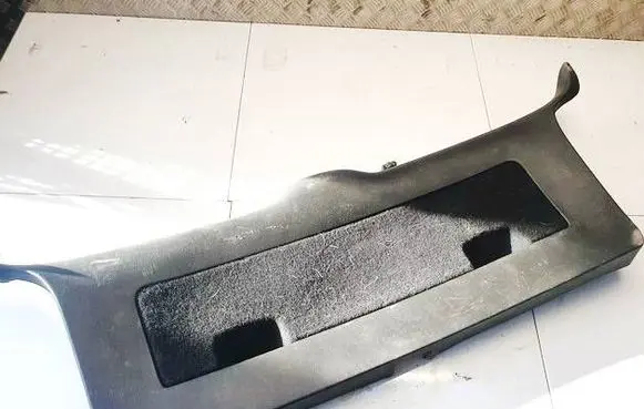 Volkswagen PASSAT B5 Other trunk/boot trim element 3B9867601