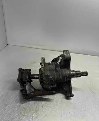 Nissan X-Trail T31 Gearbox transfer box case 067022