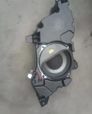 Hyundai Santa Fe Subwoofer speaker