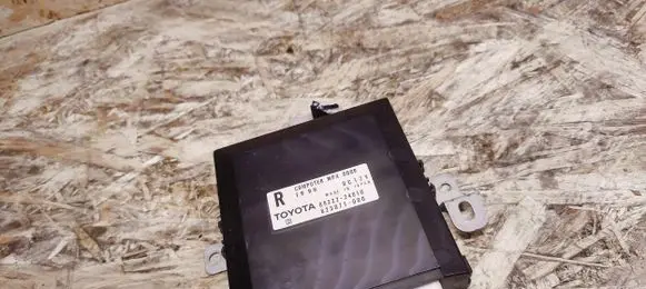 Lexus SC 430 Door control unit/module 8922224010