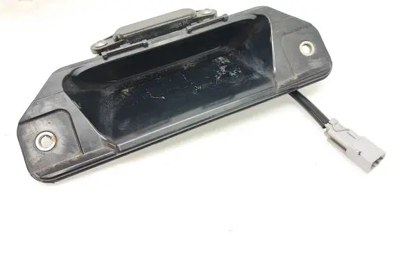 Honda CR-V Tailgate opening switch 