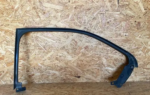 Cadillac ATS Rear door window/glass frame 22929313
