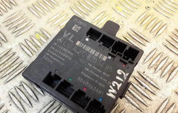 Mercedes-Benz E W212 Door control unit/module 2128203485 A2128203485
