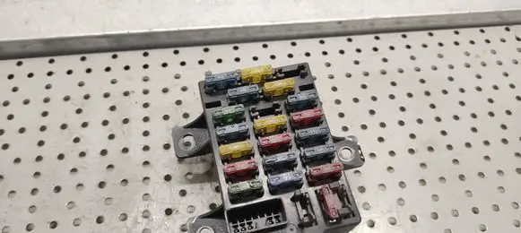 SsangYong Musso Fuse 8211005000