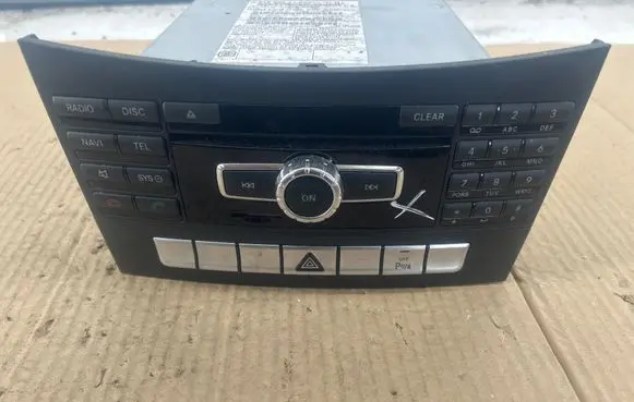 Mercedes-Benz CLS C218 X218 Radio/CD/DVD/GPS head unit A1729025403 3AF792001001 A2139016500
