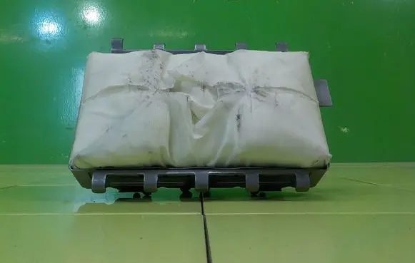Toyota Prius (XW20) Passenger airbag 