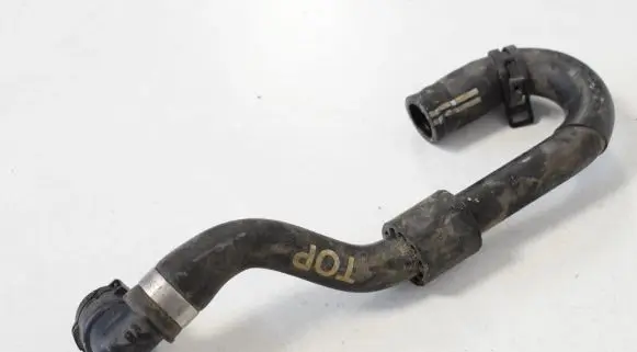 BMW i8 Engine coolant pipe/hose 9168922