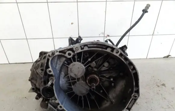 Renault Laguna II Manual 5 speed gearbox 8200408974