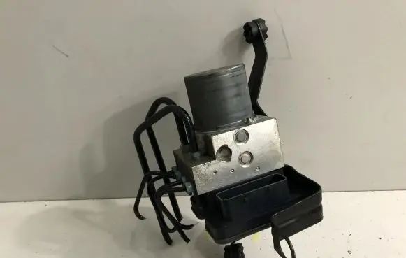 BMW X5 F15 ABS Pump 6870759