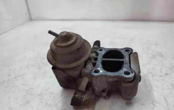 Honda Civic IX EGR valve