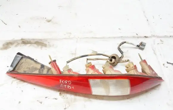 Ford Mondeo Mk III Rear/tail lights 1s7113404c 1s71-13404-c
