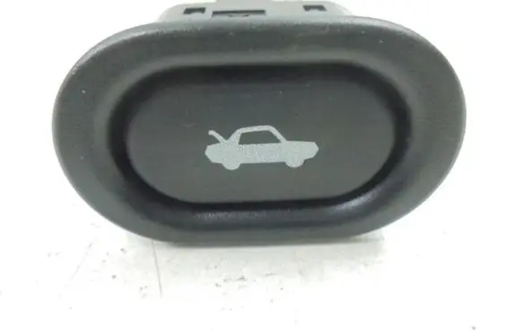 Saab 9-5 Tailgate/boot open switch button 4733440