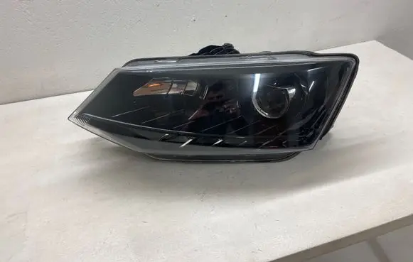 Skoda Fabia Mk3 (NJ) Headlight/headlamp 6V1941015B 1EL01182421