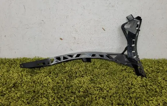 Mercedes-Benz SLC R172 Rear bumper mounting bracket a1728800430
