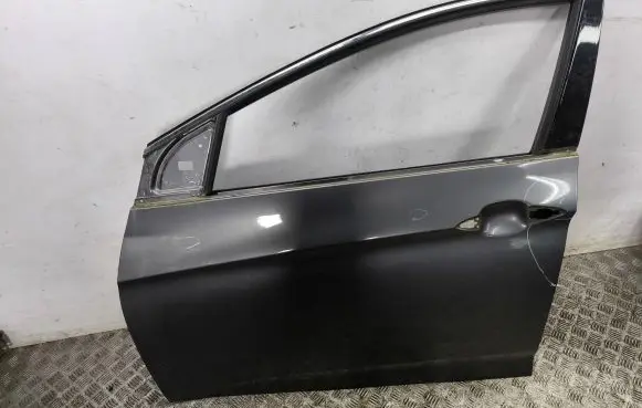 Hyundai i40 Front door