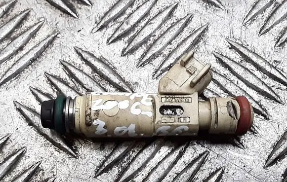 Ford Escape Fuel injector yl8ec2b