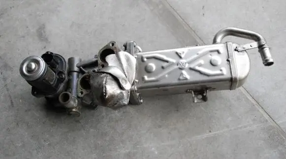 Volkswagen Caddy EGR valve cooler 03L131512CF