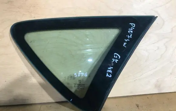 Peugeot 407 Rear side window AS2