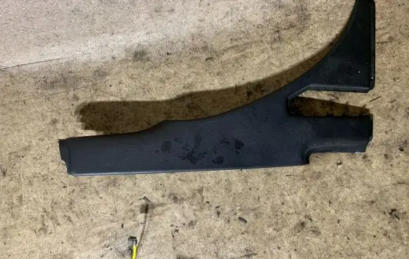 Mercedes-Benz SL R230 Centre console side trim rear A2306901141