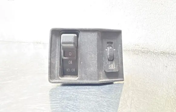 BMW 5 E34 Fog light switch 61311384007
