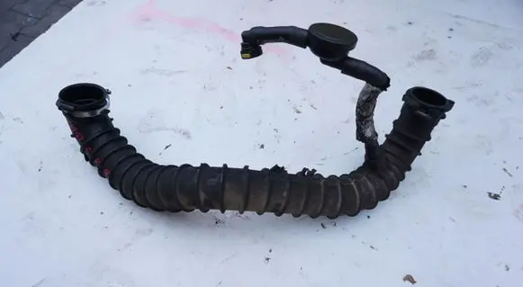 Renault Master II Turbo air intake inlet pipe/hose PRZEWDRURA