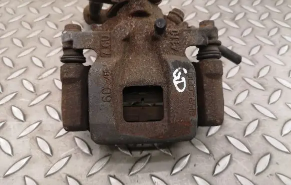 Mitsubishi Outlander Rear brake caliper