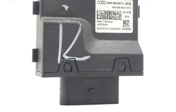 Audi A4 S4 B9 Fuel injection pump control unit/module 8W0906093C NKK121215E0