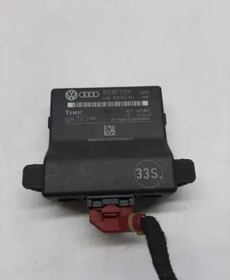 Audi A3 S3 8P Gateway control module 1K0907530K