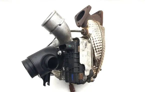 Audi A6 C7 Turbo 059145874M
