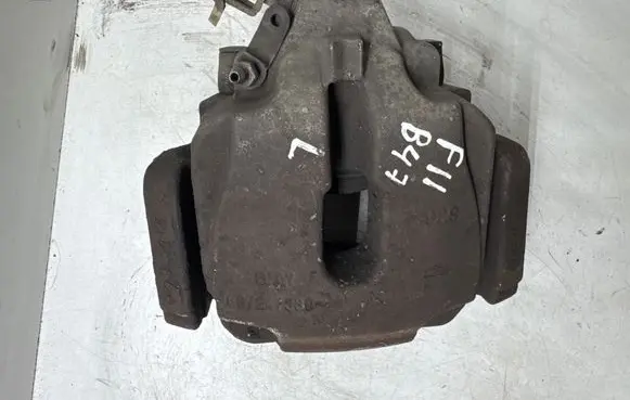 BMW 5 F10 F11 Front brake caliper 6024330 328S646
