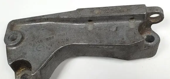 Opel Astra G Engine mounting bracket 91569862581