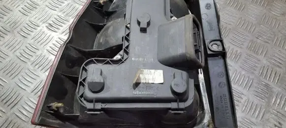 Volkswagen Lupo Tail light bulb cover holder 380419999