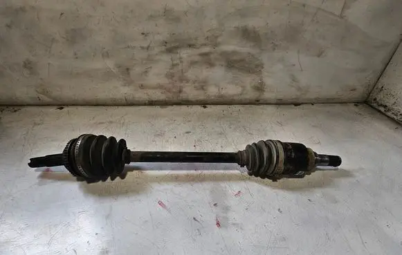 Toyota Yaris Front driveshaft