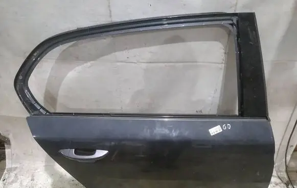 Skoda Superb B6 (3T) Rear door PILKOS