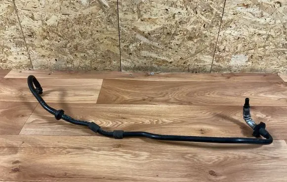 Volkswagen Touareg II Brake booster pipe/hose 7P0611932