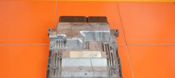 Mercedes-Benz C W204 Engine control unit/module A0034468840 271820