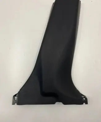 (B) pillar trim (bottom)