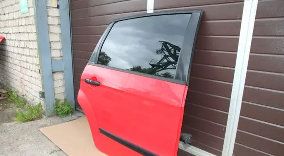 Ford S-MAX Rear door