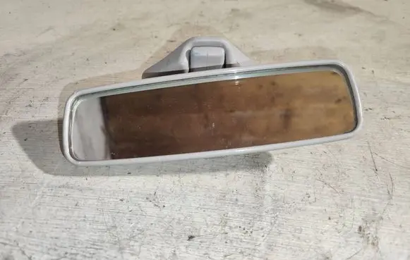 Rear view mirror (interior)