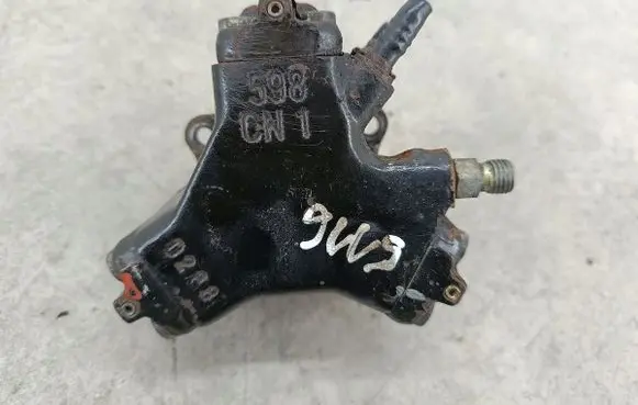 Hyundai Santa Fe Fuel injection high pressure pump 