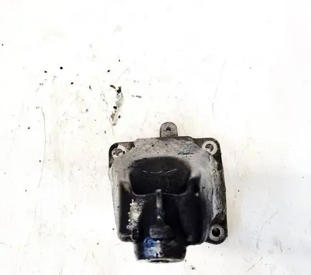 Mercedes-Benz S W221 Engine mounting bracket a6422230504