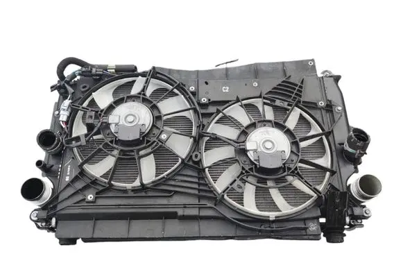 Toyota Corolla Verso E121 Radiator set 16363-0R040 16363-0R050