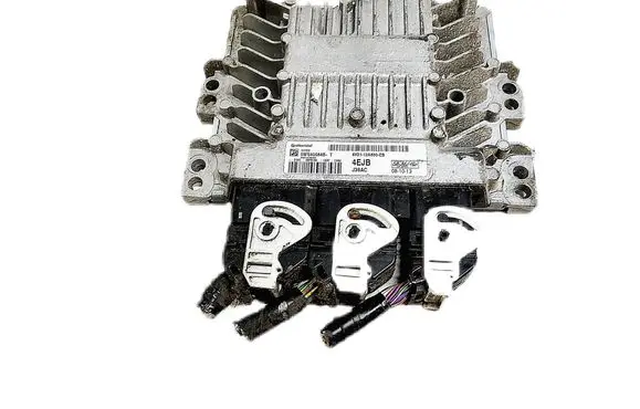 Ford Fiesta Engine control unit/module 8V21-12A650-EB