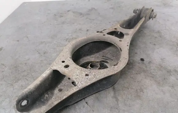 Skoda Octavia Mk2 (1Z) Rear upper control arm/wishbone