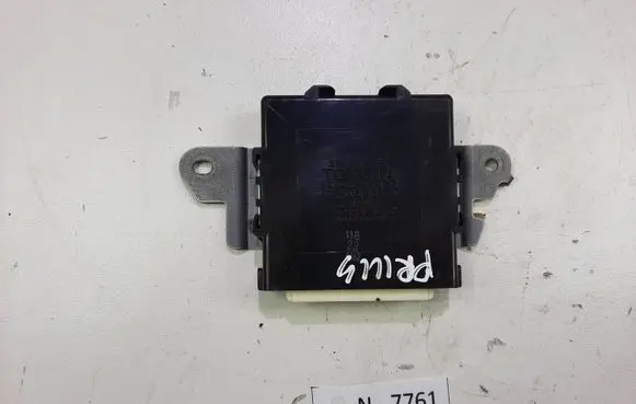 Toyota Prius (XW20) CAS control unit/module 8999047023