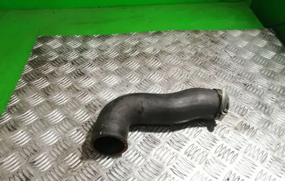 Volkswagen PASSAT CC Air intake hose/pipe 1K0145832AG