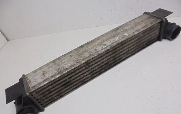 BMW 5 E60 E61 Intercooler radiator 2247359