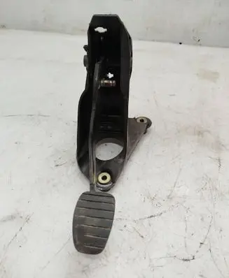 Renault Laguna II Clutch pedal 8200002856