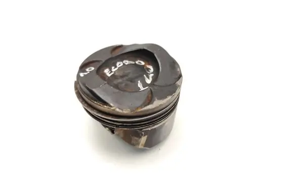 Ford Focus Piston 3D2105